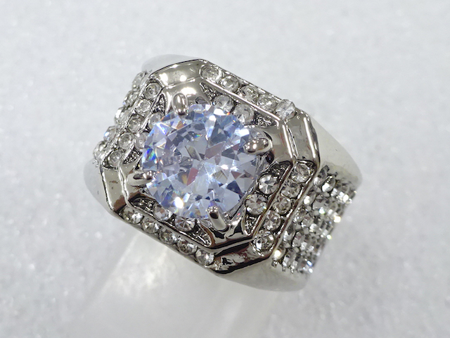 Japanese Kimono / Antique Accessories Metal